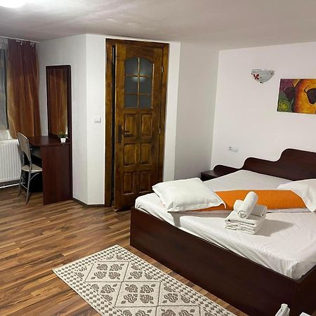 Casa Maria Moieciu C Hotel Moeciu De Sus Buitenkant foto